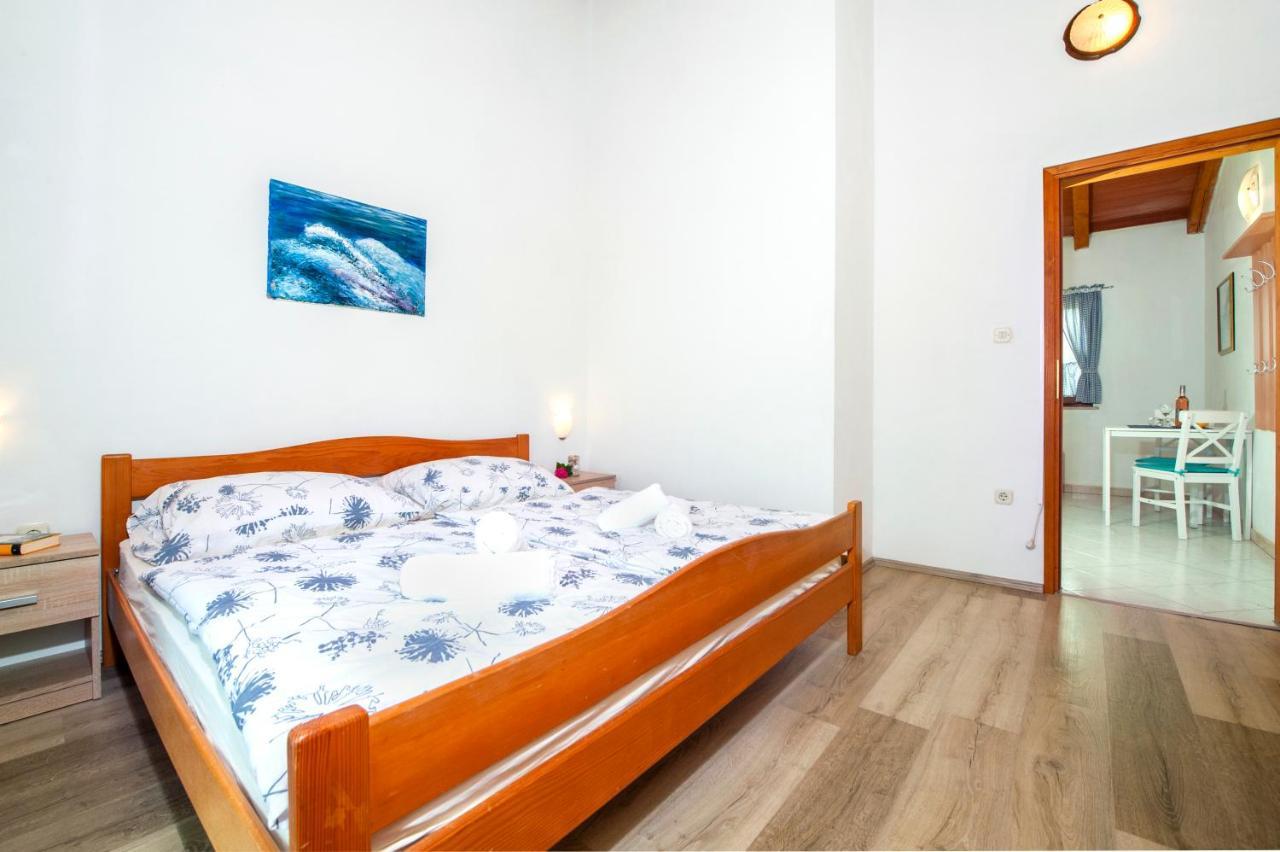 Apartman Near Beach Pelagic Sea View Rovinj Buitenkant foto