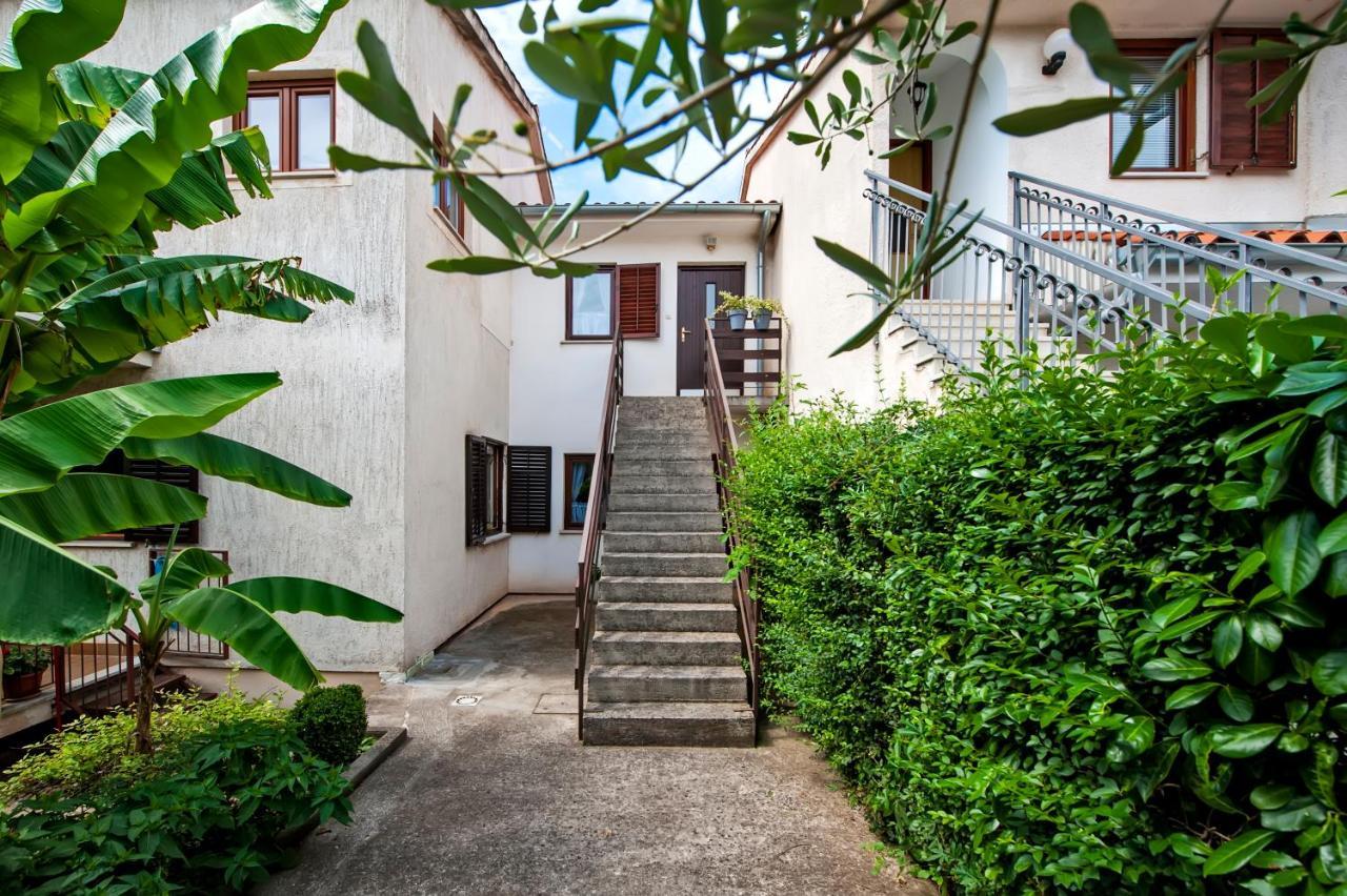 Apartman Near Beach Pelagic Sea View Rovinj Buitenkant foto