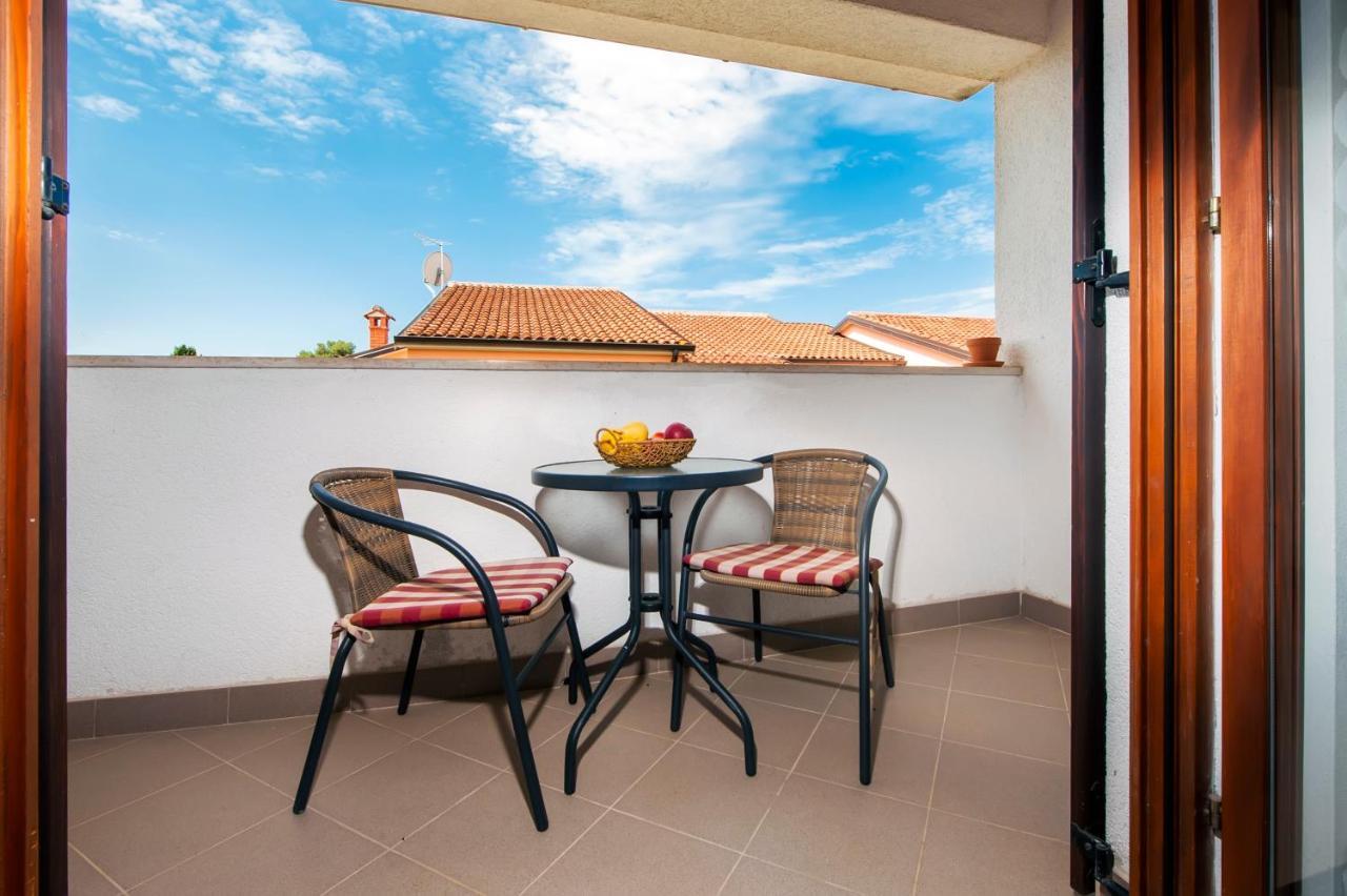 Apartman Near Beach Pelagic Sea View Rovinj Buitenkant foto